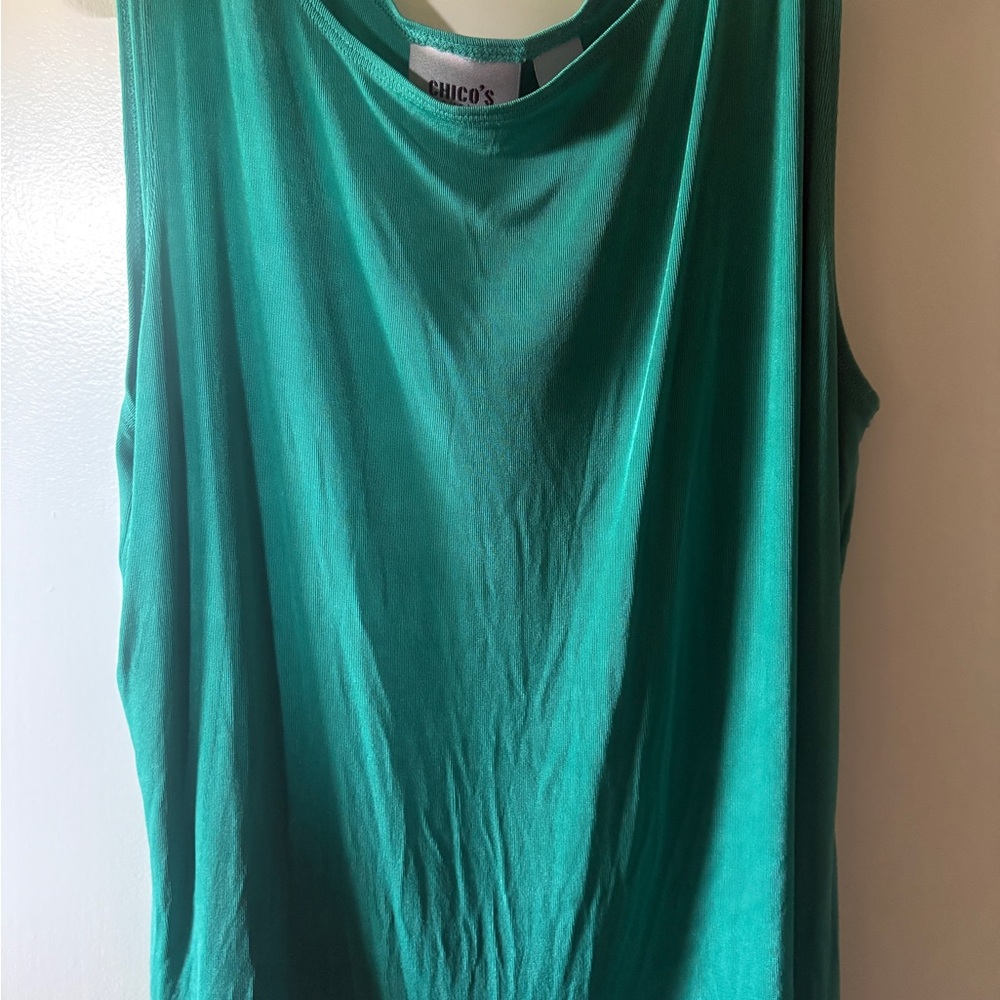 Chico's Green Sleeveless Muscle Tee